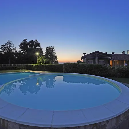 Quadrivium 151 By Wonderful Italy * Castelnuovo del Garda